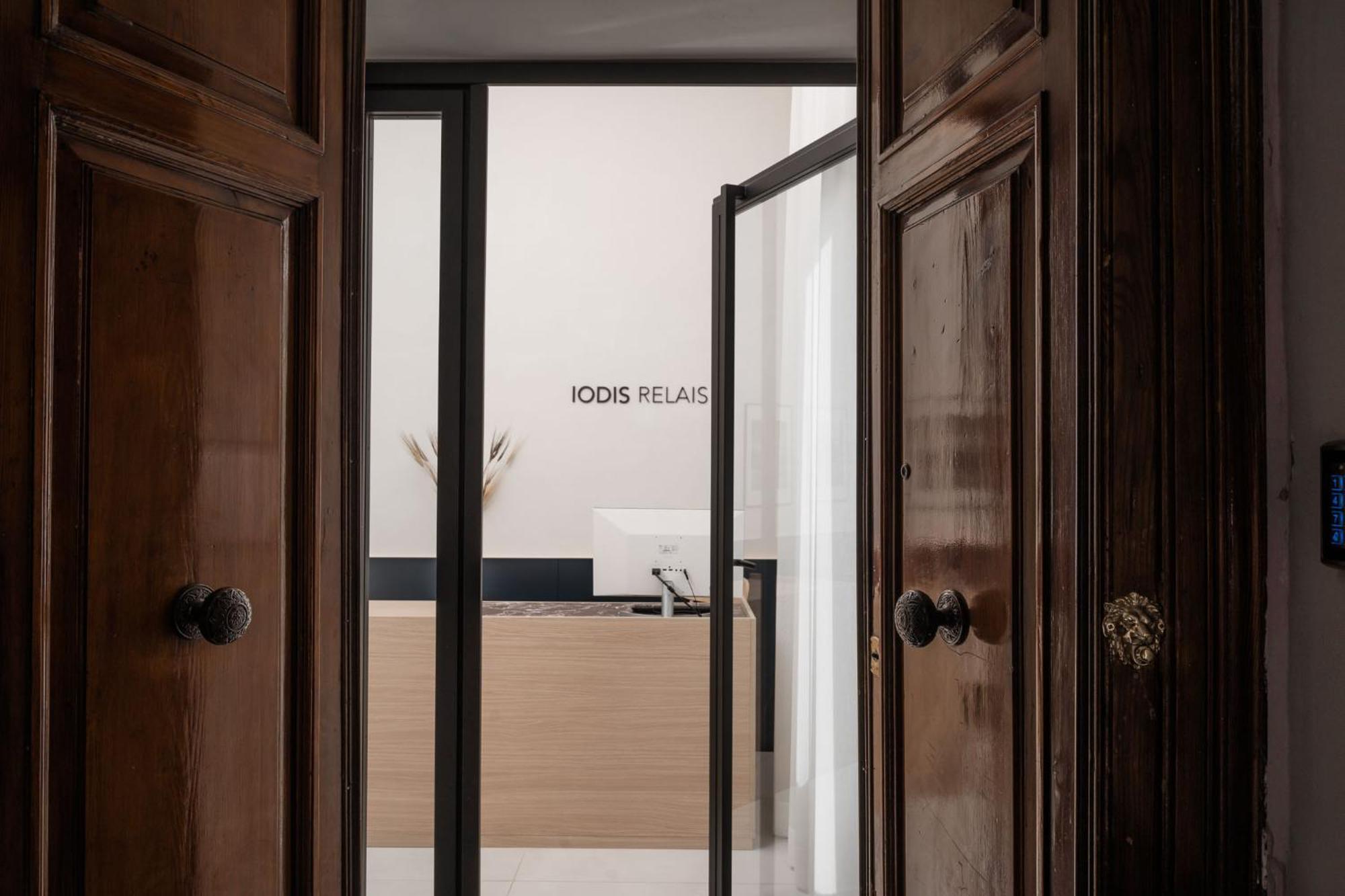 Iodis Relais Hotel Napoli Bagian luar foto